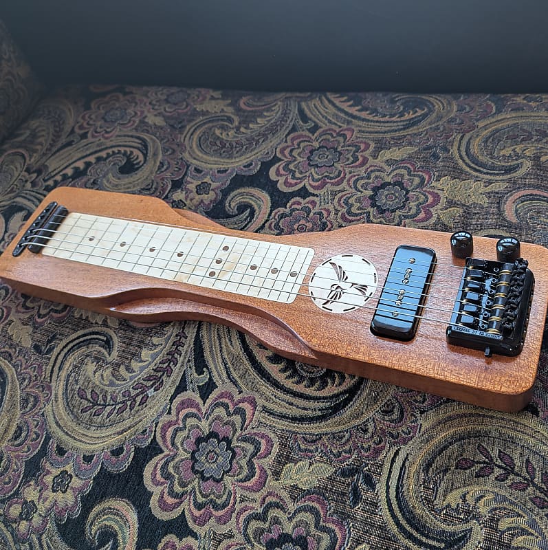 Calico Guitars Headless Lap Steel 2025 - Mahogany and Maple - Lollar P90 Pickup - 20" Scale - With Padded Gig Bag image 1