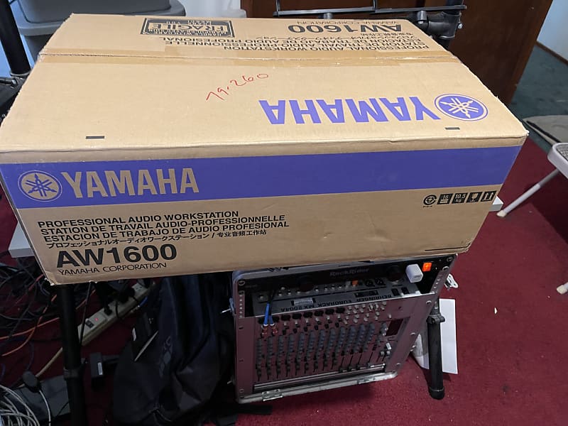 Yamaha AW1600 Professional Audio Workstation 16-Track Digital