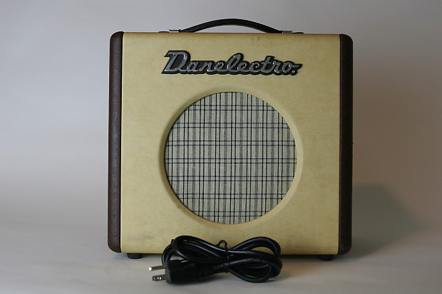 Danelectro nifty fifty deals amp