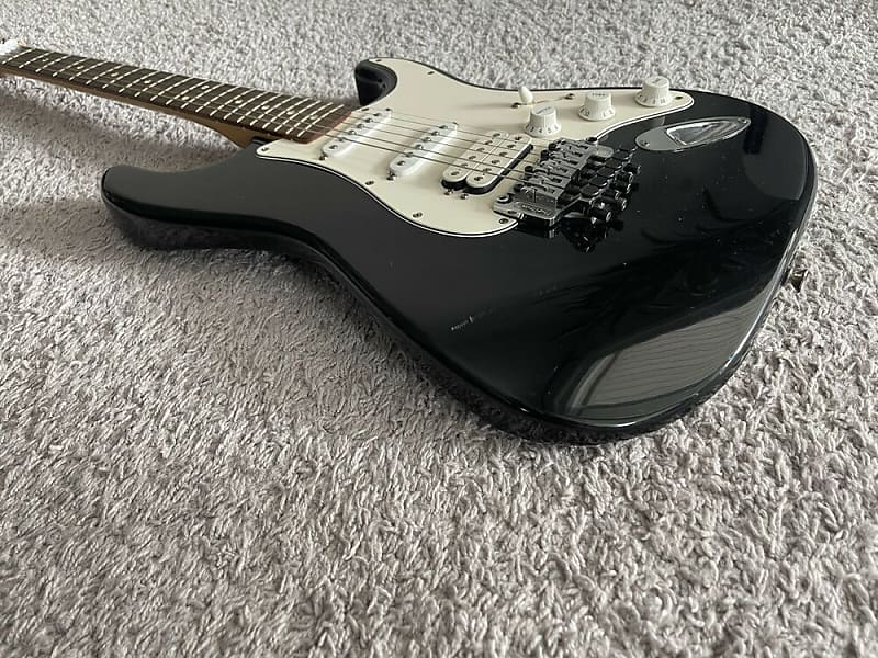 Fender Stratocaster Deluxe Fat Strat Floyd Rose II 2001 MIM