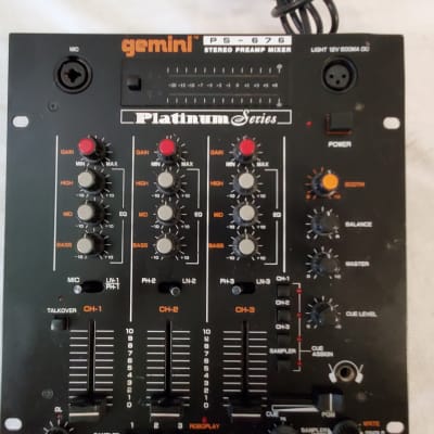 Gemini PS-676 Stereo Preamp Mixer - Platinum Series - Good