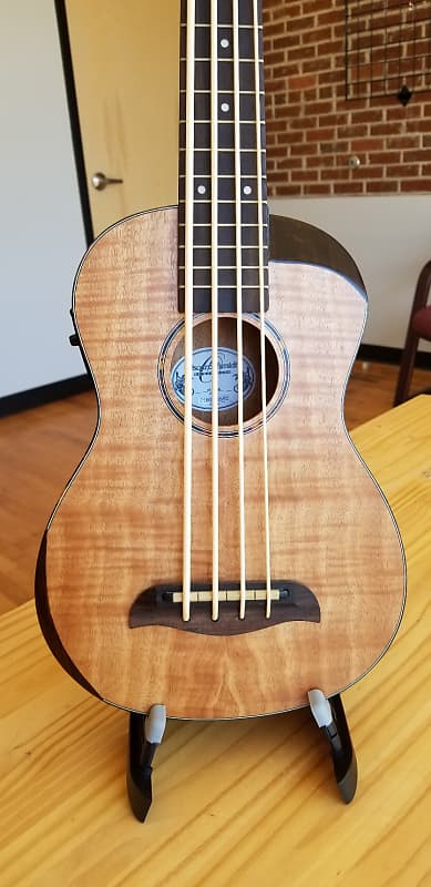 Oscar Schmidt OUB800K Bass Ukulele 2018 Natural | Reverb