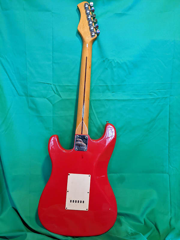 Hondo H77 Super Strat 70s-80s Red | Reverb