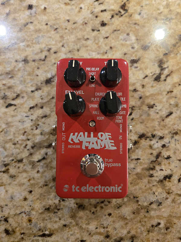 TC Electronic Hall of Fame Reverb | Reverb Canada