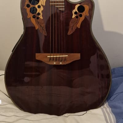 Ovation Celebrity Deluxe 2000 +/- for sale