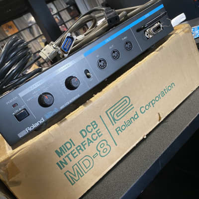 Roland MD-8 (Tested and Original Box) image 2