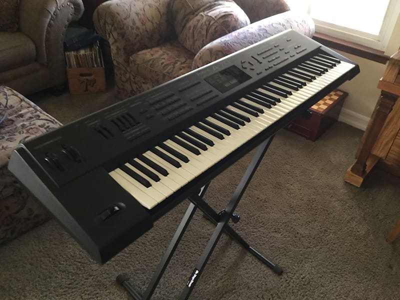 Roland A70 A70 MIDI Keyboard Controller w/VEJV1 Sound Reverb