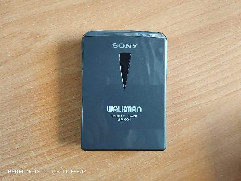 Sony WM EX1 1996 - Sony Walkman Cassette player WM-EX1 gray working  			