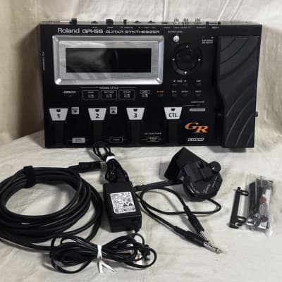Roland GR-55 gr-55gk Guitar Synth w/ GK-3 Pickup, GK cable, power supply