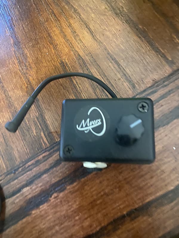 Myers “Feather” Pickup Resonator , Banjo, Guitar Reverb