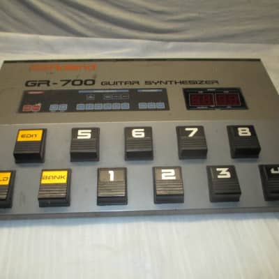 80's ROLAND GR 700 GUITAR SYNTHESIZER MODULE