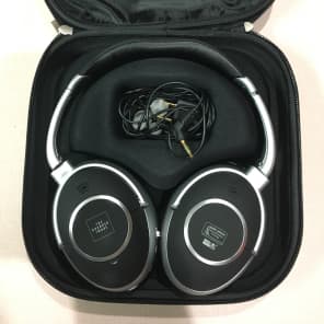 Sharper image sales noise cancelling headphones
