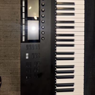Native Instruments Komplete Kontrol S49 MK3 | Reverb