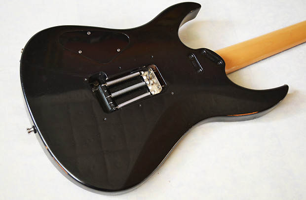 Yamaha RGX 521 ブラック エレキギター Yamaha RGX 521 ブラック エレキギター Super guitar Yamaha RGX