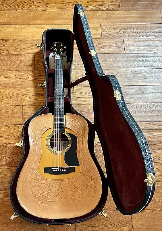 Martin D-28 Elvis Presley 2008 Commemorative Edition Natural