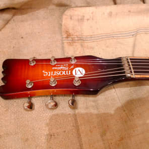 Mosrite V III 1984 Sunburst image 15