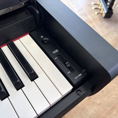 Yamaha CLP685 Clavinova Digital Piano image 5