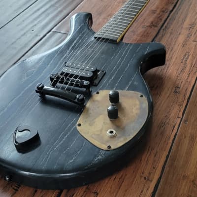 Mara Canada Custom Made Oddity Neck Thru Chambered Ash Body Electric Guitar Odyssey image 4