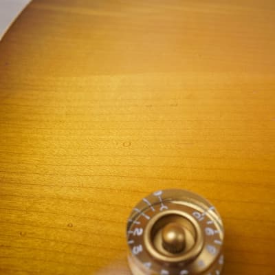 Gibson Les Paul Standard 1999 Honey Burst w/ OHSC image 11