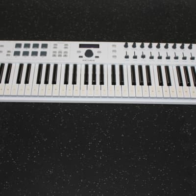 Arturia KeyLab Essential 61 MIDI Controller 2017 - Present - White
