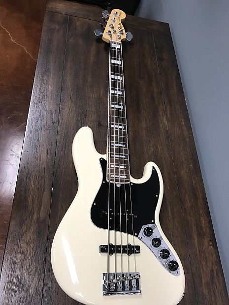 Fender jazz deals bass cream