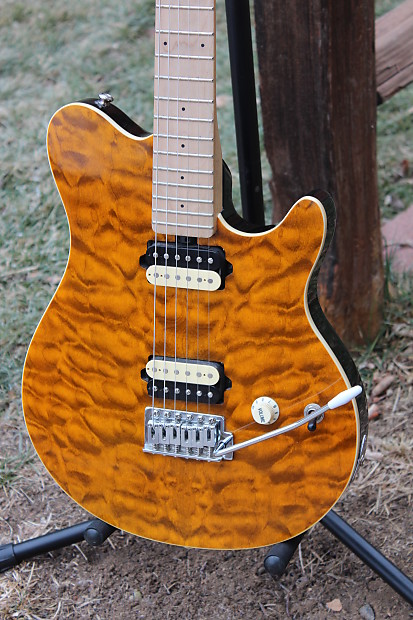 OLP MM1 Axis Amber Quilt Top Electric Guitar - EVH Eddie Van