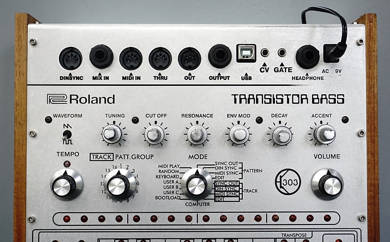 x0xb0x / xoxbox Roland TB-303 Transistor Bass Analogue Clone - Custom Case