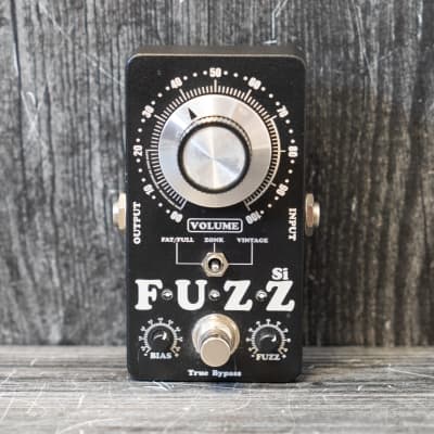 Reverb.com listing, price, conditions, and images for king-tone-minifuzz-si