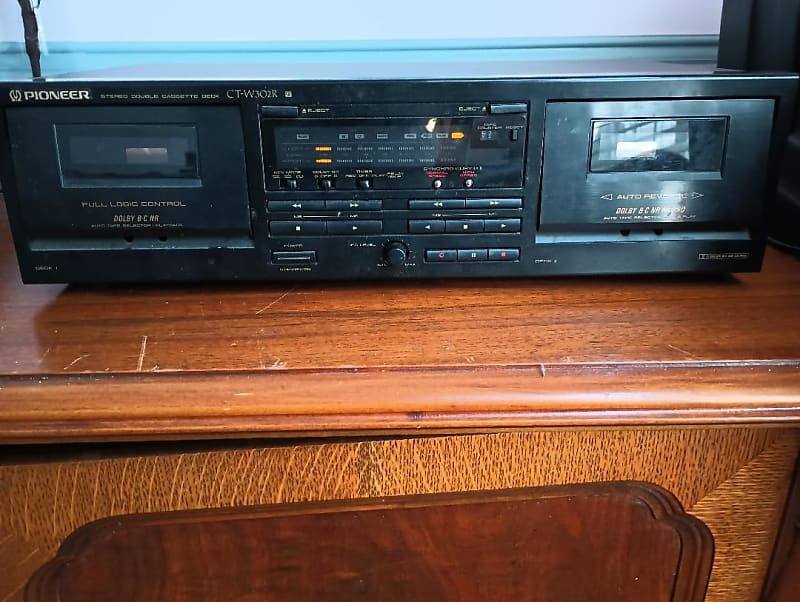 Pioneer CT-W302R double cassette deck for parts or repair - 1980&#039;s  			