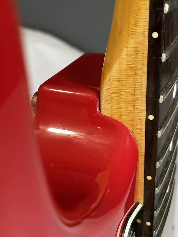 タヒチアート マオヒ セットアップ レッド 1986 Japan Charvel Jackson Import Model 3A Ferrari Red