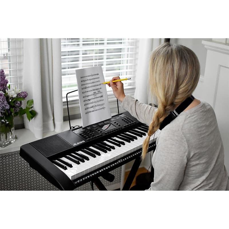 Alesis Harmony 61 MkIII 61-Key Portable Keyboard, Built-In Speakers