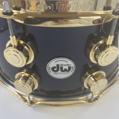 DW Collector's Series 7x14" Maple-Mahogany Snare Drum (Solid Black with Purple Pearl Sparkle Lacquer) with Gold Hardware image 10