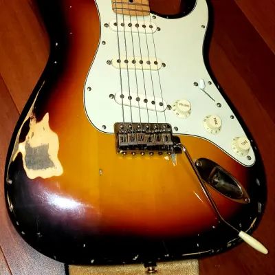 Fender Stratocaster 68-69-CS Pickups 2018/17 Sunburst Relic image 1