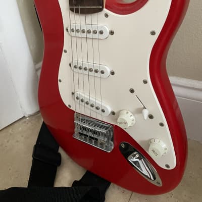 Squier Mini Stratocaster 2014-2015 Red image 6