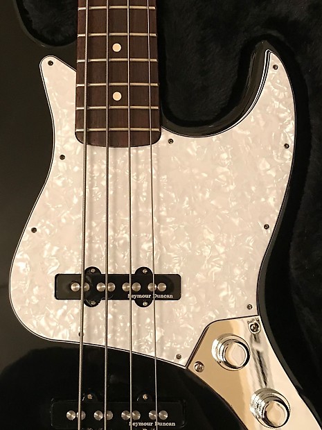 Fender jazz bass pickguard best sale pearl