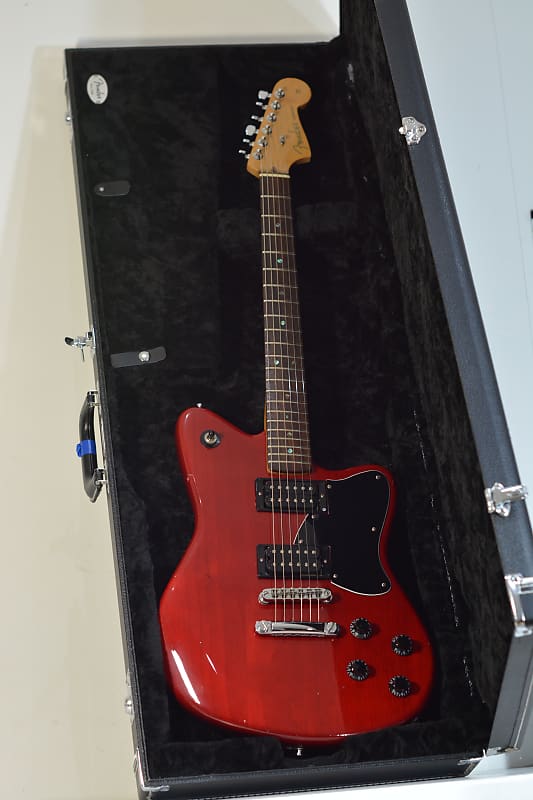 Fender Toronado USA Deluxe Series 2002 - Trans Red | Reverb UK