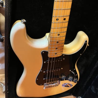 Fender  Stratocaster  1977 Blonde Ash image 4