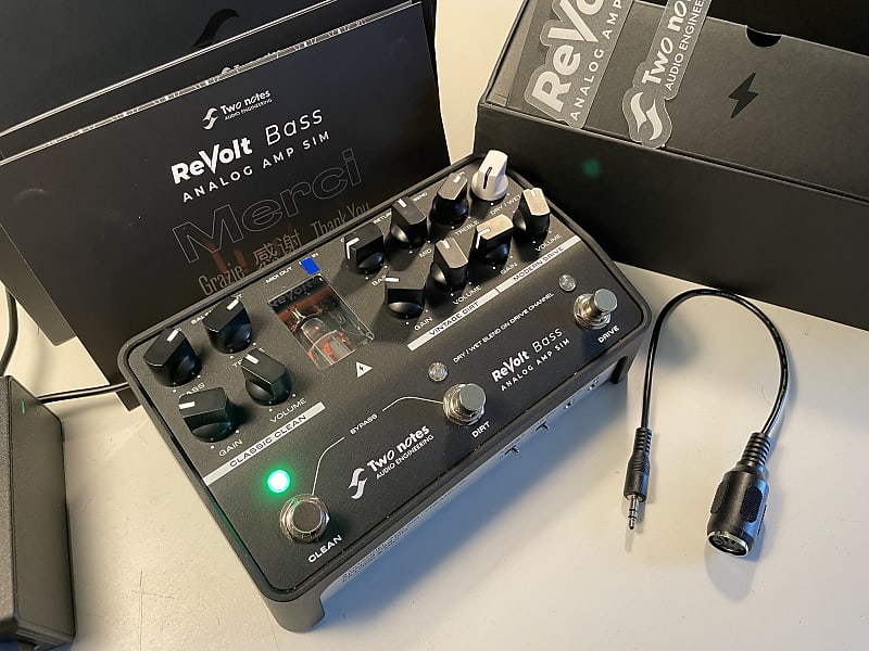 Two Notes ReVolt Bass