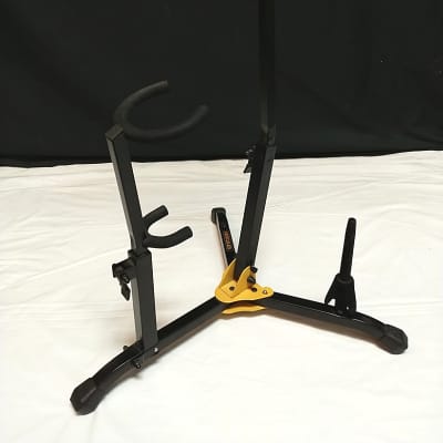 Hercules bass online clarinet stand