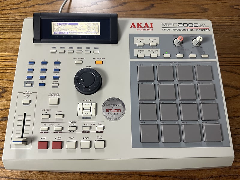 Akai MPC2000XL MIDI Production Center Studio! image 1