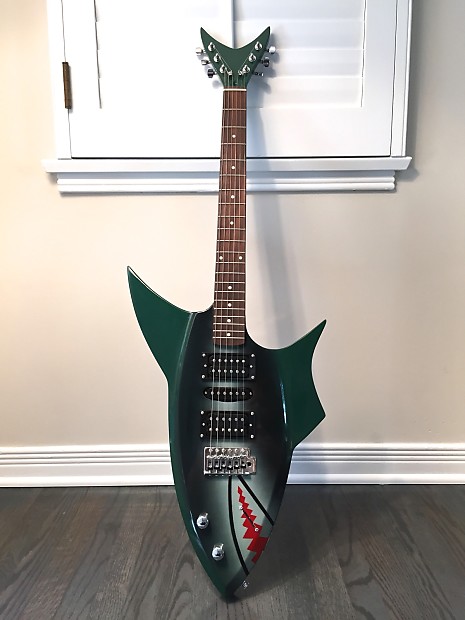 Shark guitar discount