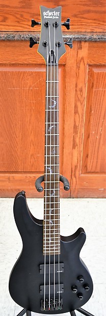 Schecter Diamond Series Damien-4 4-String Bass Guitar (Black)