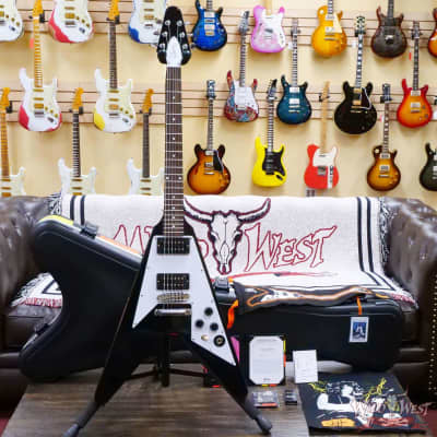 Gibson Custom Shop Artist Collection Kirk Hammett 1979 Flying V Murphy Lab Aged Ebony image 6