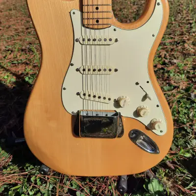 Hondo Strat Lawsuit Top Loader 70s Hardtail Electric Guitar image 2