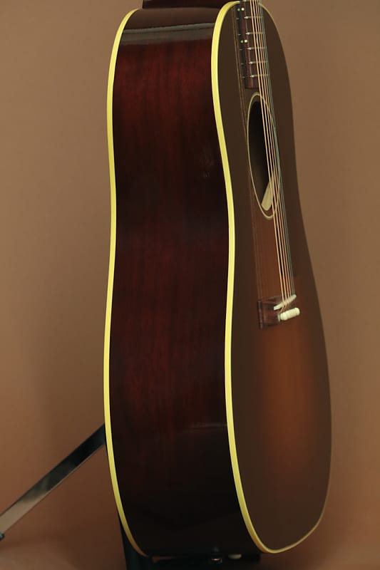 Gibson J-45 BANNER VS 19 FRETS Limited | Reverb