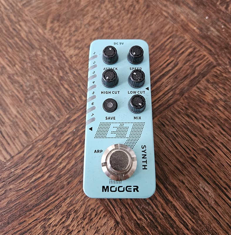 Mooer E7 Synth