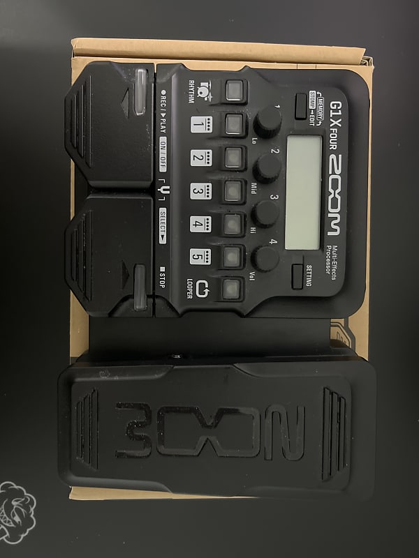 Zoom G1X Four