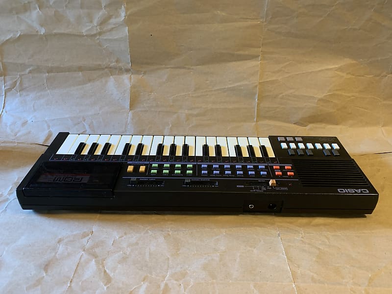 Casio PT-80 32-Key Mini Synthesizer