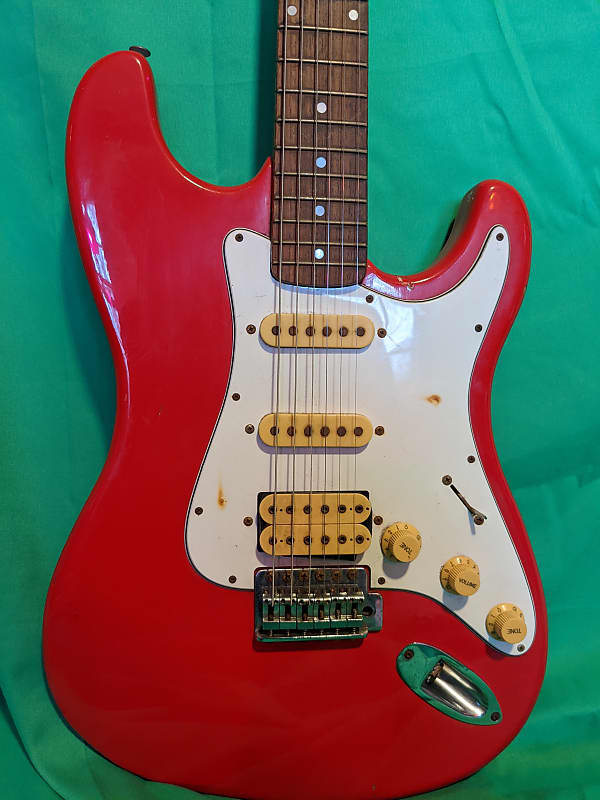 Hondo H77 Super Strat 70s-80s Red | Reverb