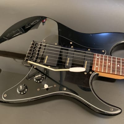 Rare Vintage Fernandes Revolver FR-40 SFR-512 Made in Japan Rare Vintage Fernandes Revolver FR-40 SFR-512 Made in Japan